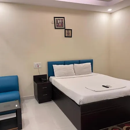 Siri Tals Hitech Hotel